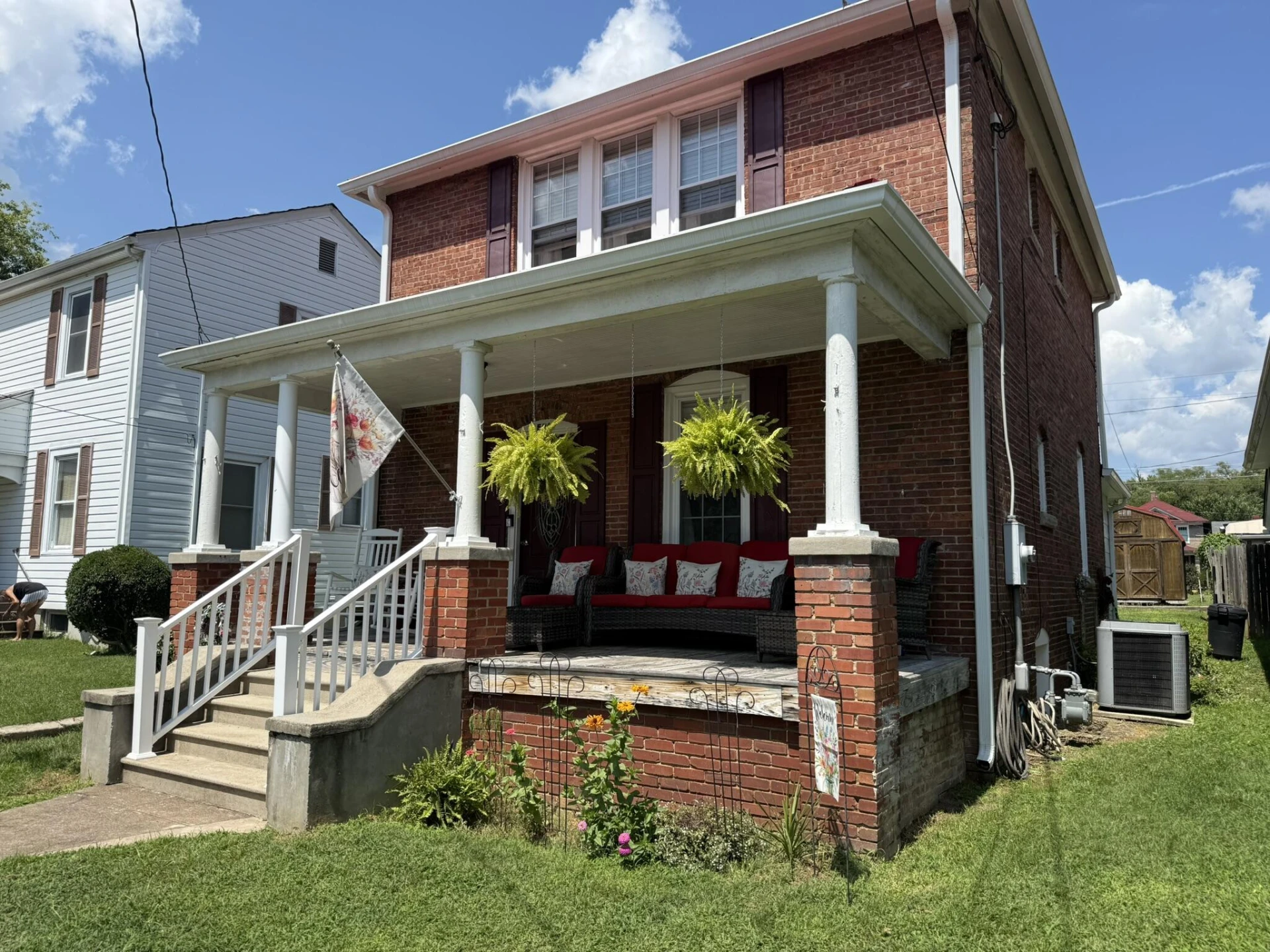 506 Court ST - Photo 3