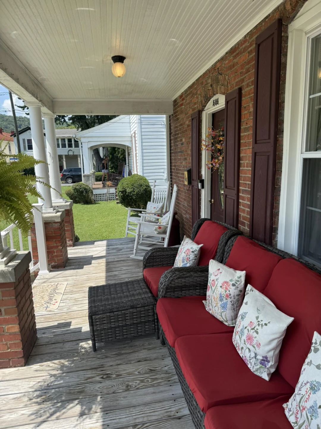 506 Court ST - Photo 5