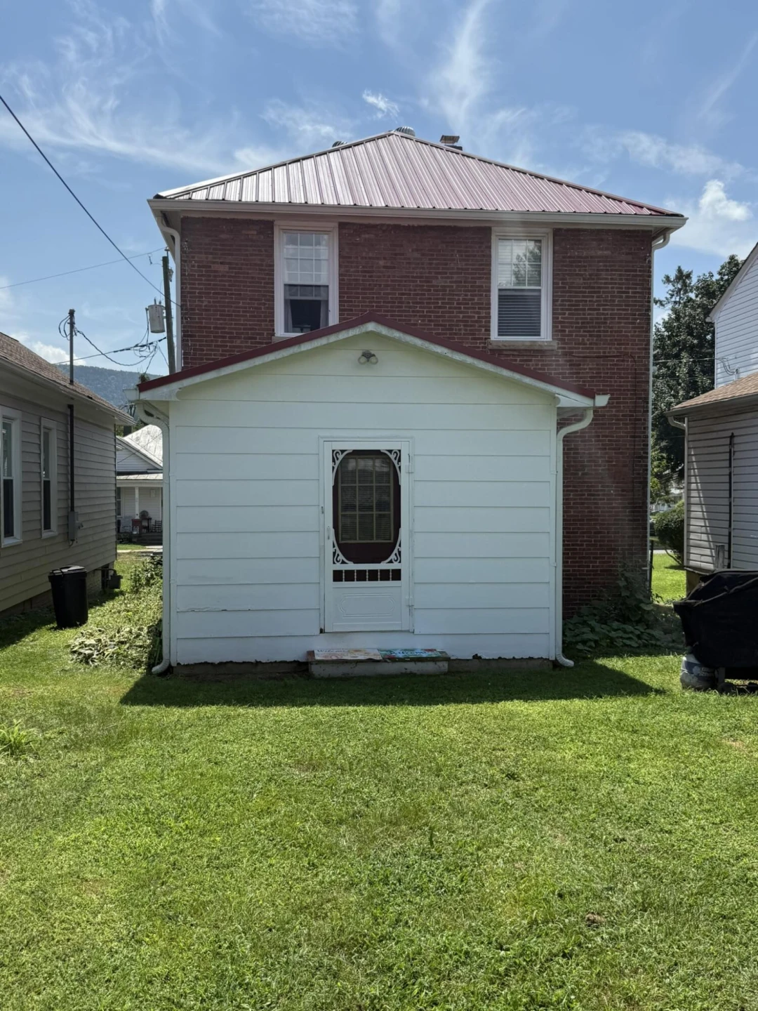 506 Court ST - Photo 8