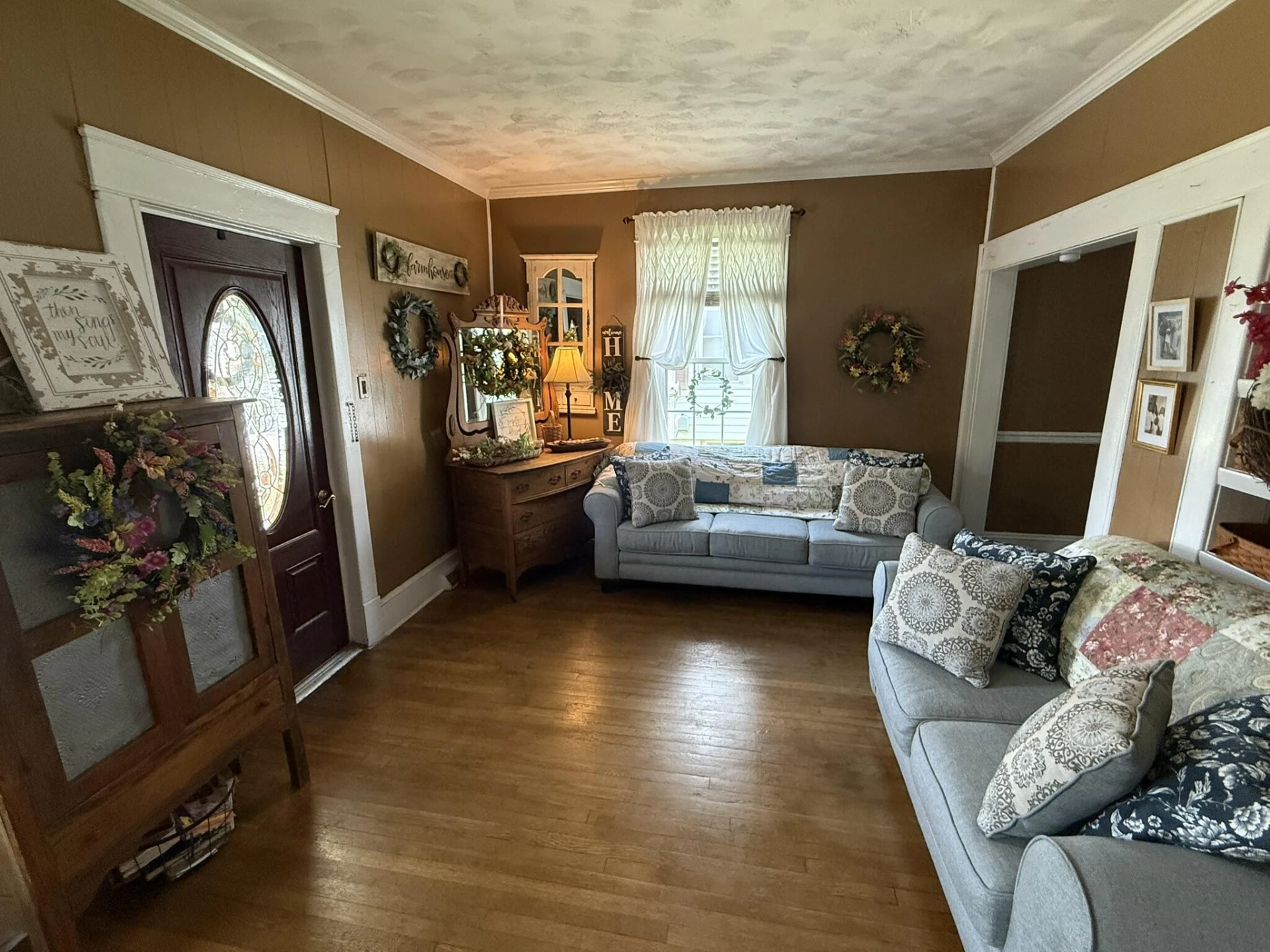 506 Court ST - Photo 9