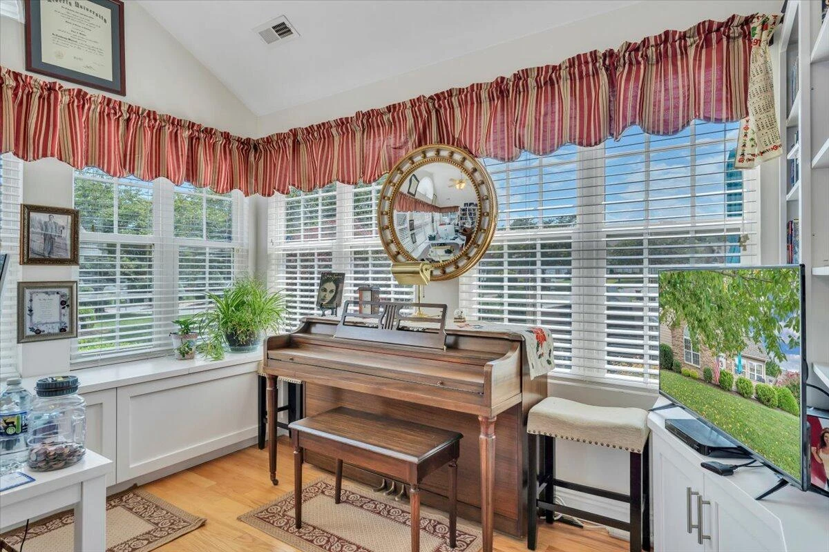 5317 Orchard Villas CIR - Photo 15