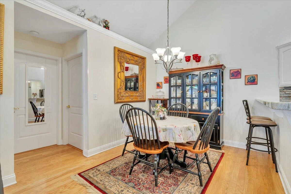 5317 Orchard Villas CIR - Photo 10