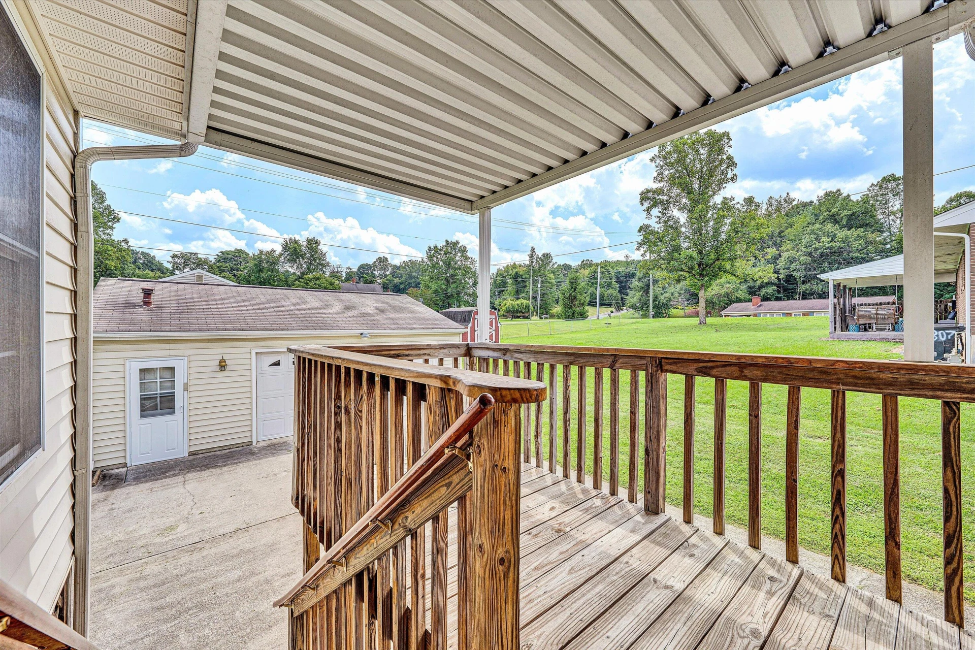 1313 Ashebrook DR - Photo 20