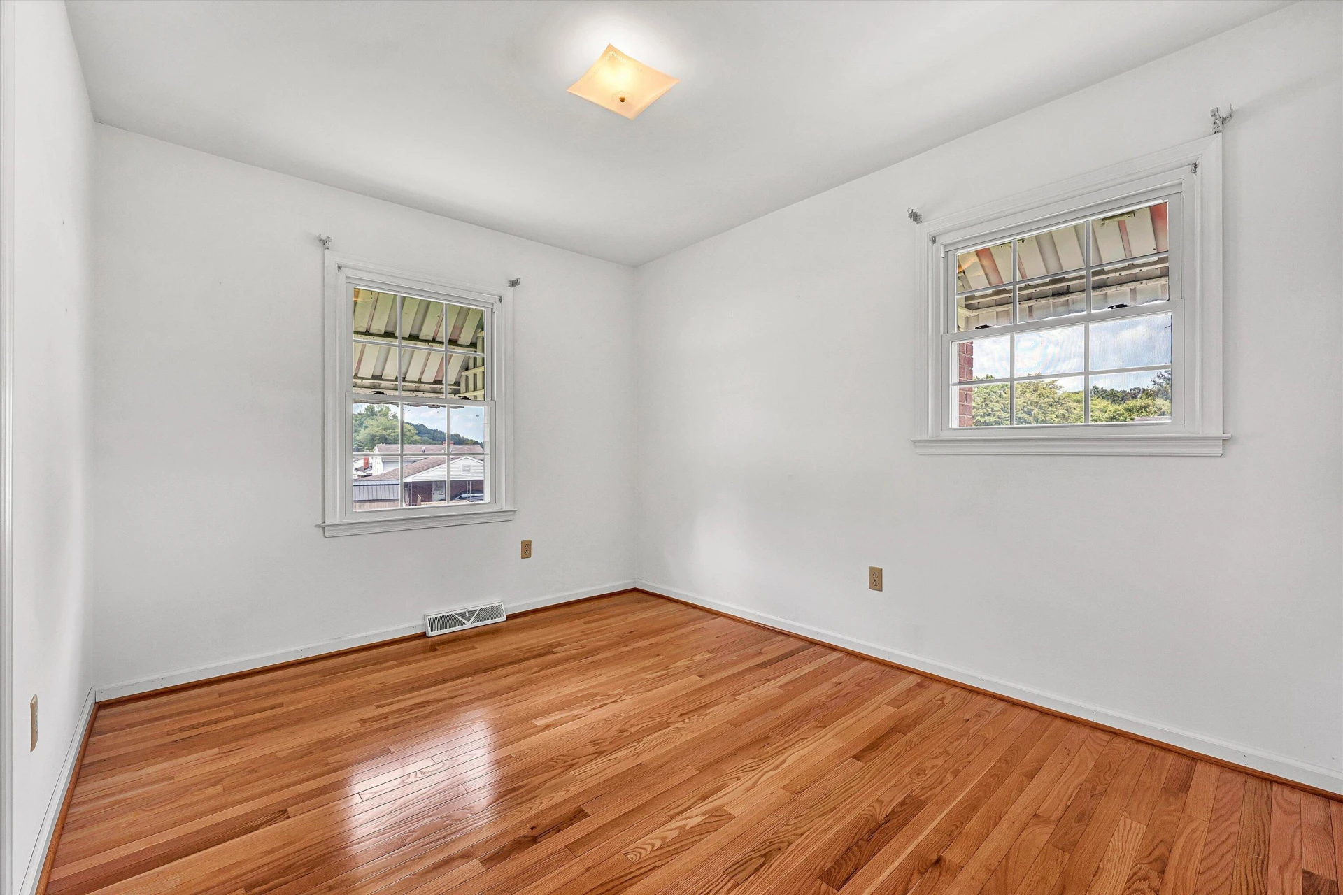 1313 Ashebrook DR - Photo 26