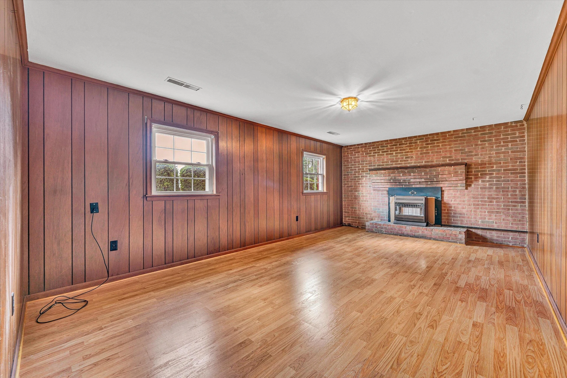 1313 Ashebrook DR - Photo 30