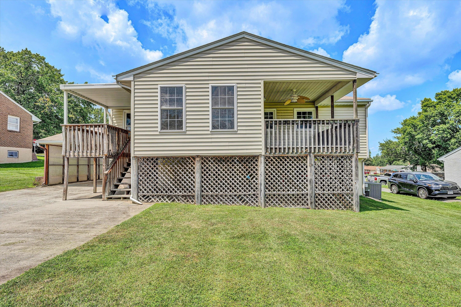 1313 Ashebrook DR - Photo 41