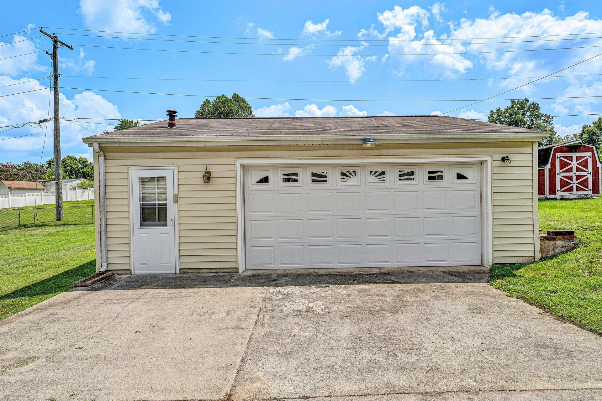 1313 Ashebrook DR - Photo 46