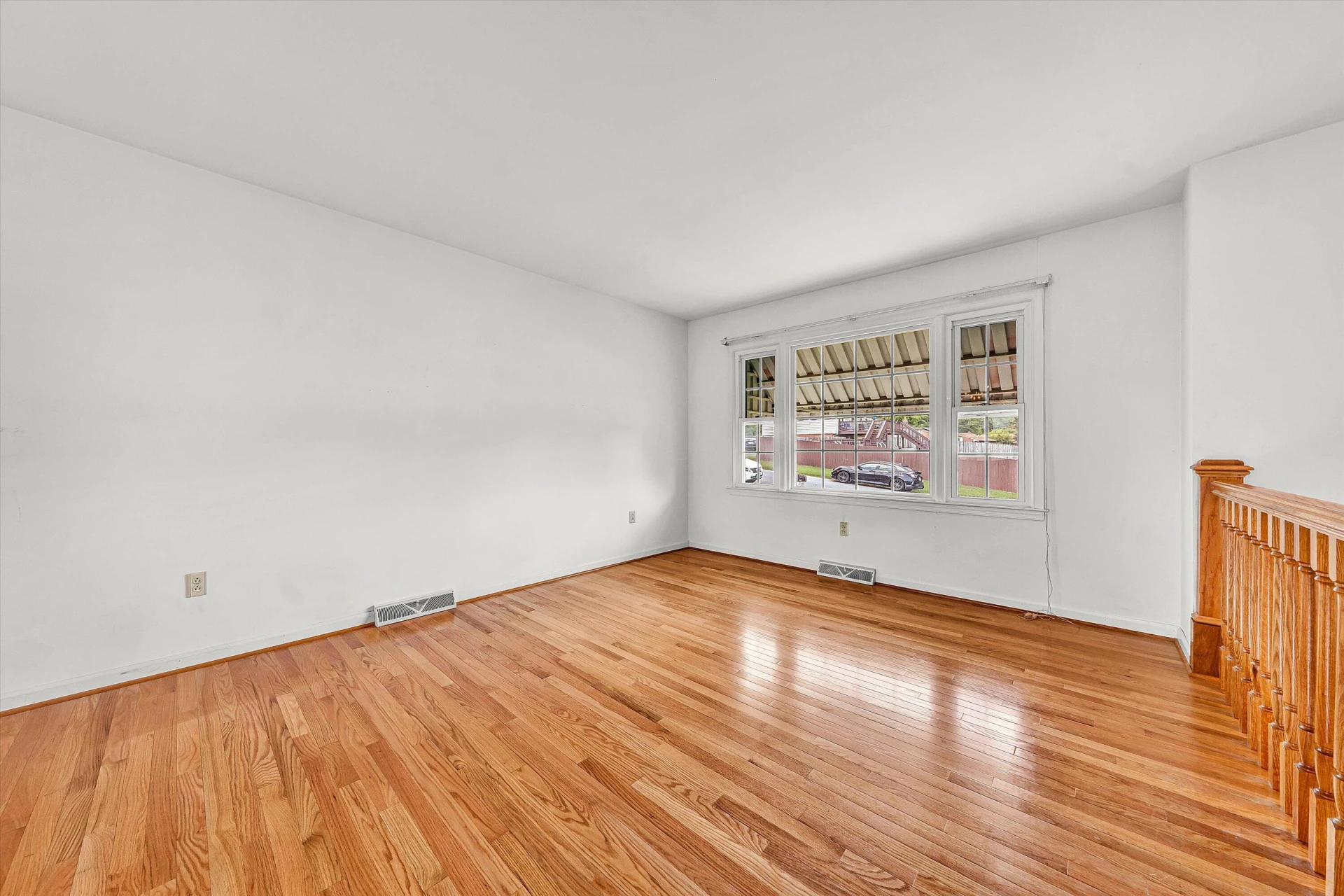 1313 Ashebrook DR - Photo 8