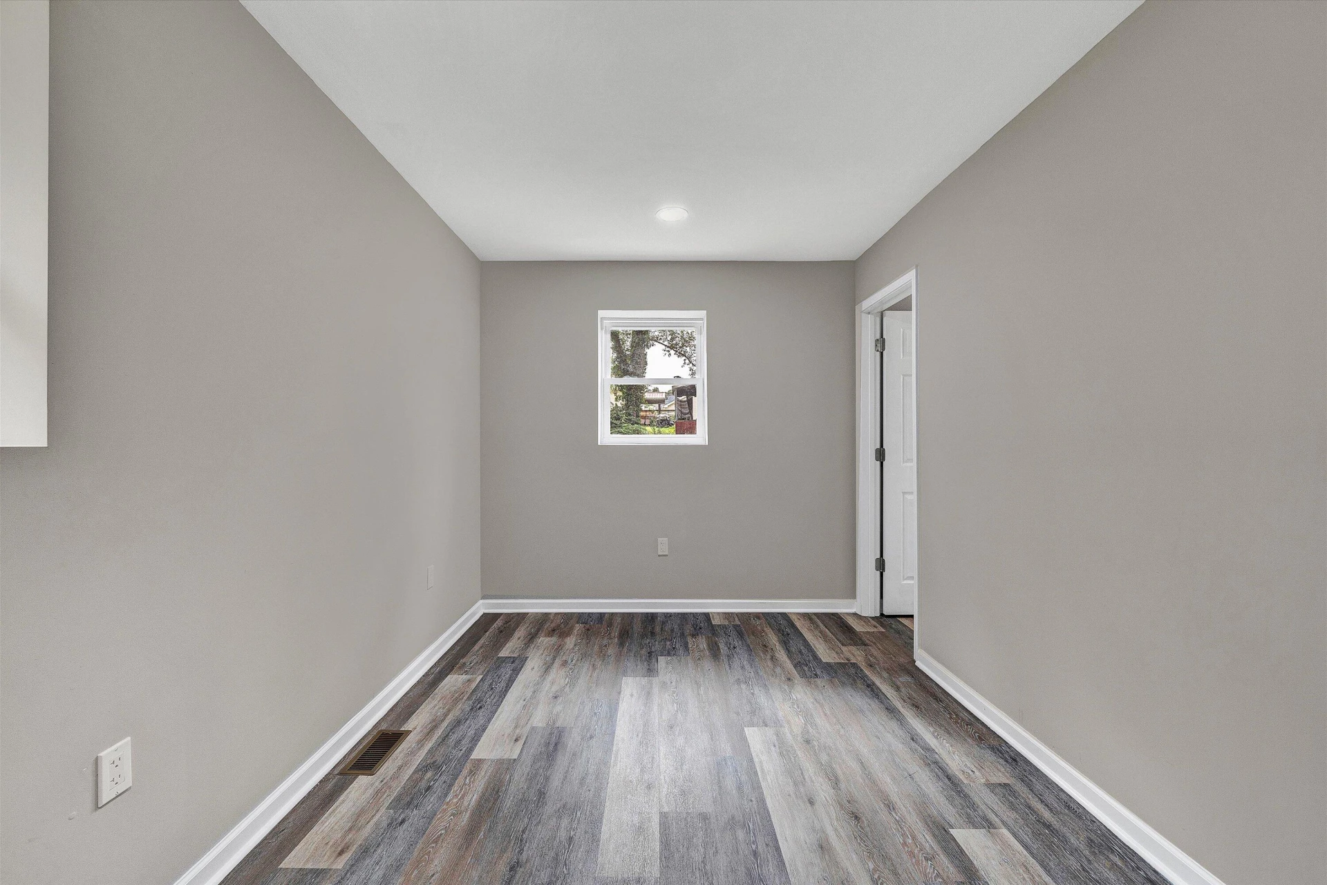 1745 19Th ST NE - Photo 11