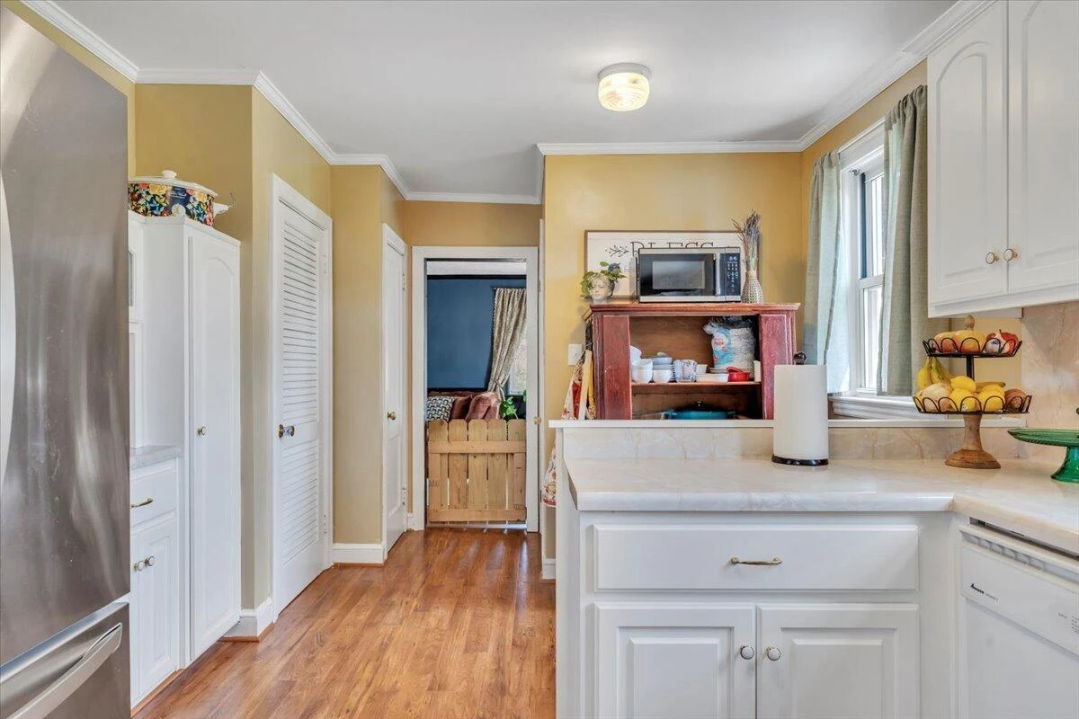 1500 Chatham Heights RD - Photo 17