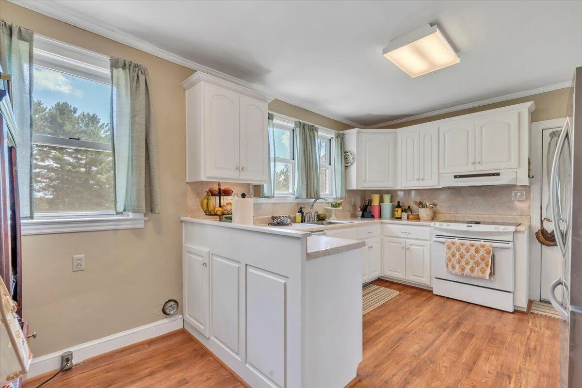 1500 Chatham Heights RD - Photo 18