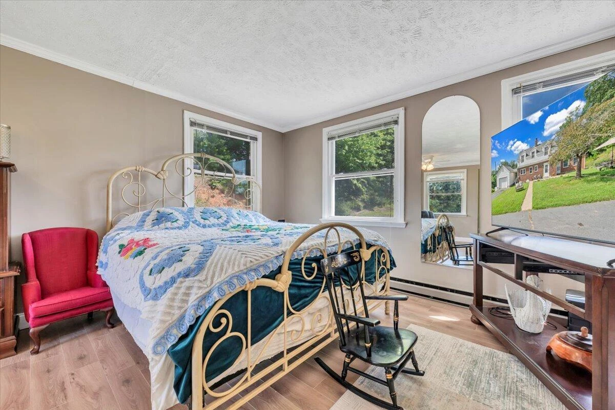 1500 Chatham Heights RD - Photo 22