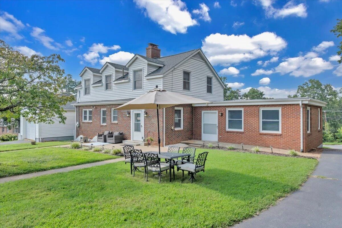 1500 Chatham Heights RD - Photo 46