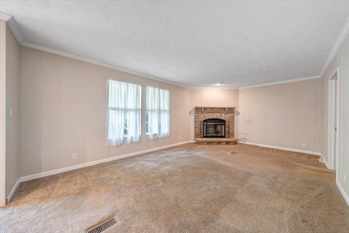 460 White Oak RD - Photo 16