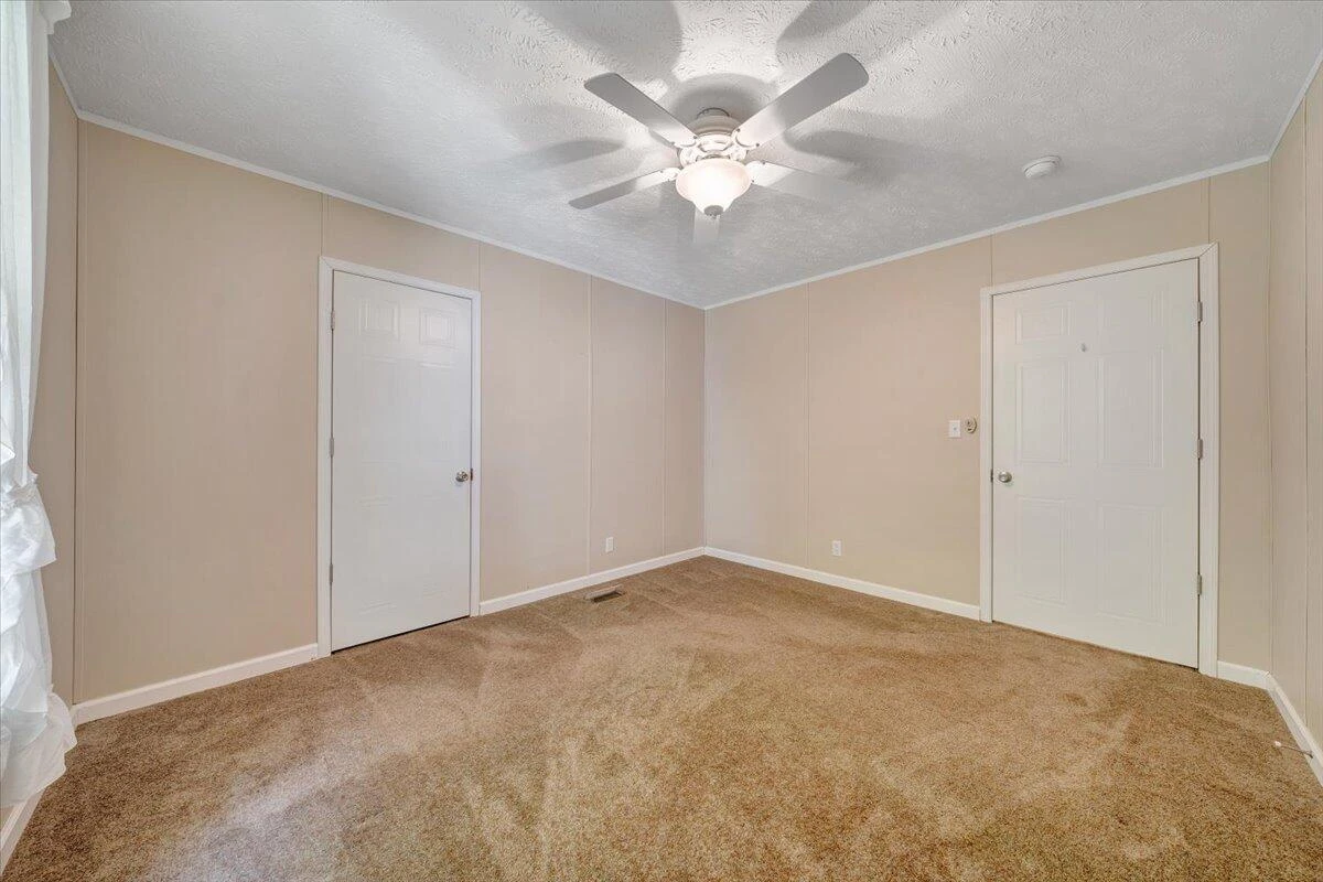 460 White Oak RD - Photo 21