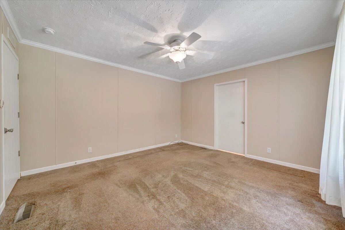 460 White Oak RD - Photo 29