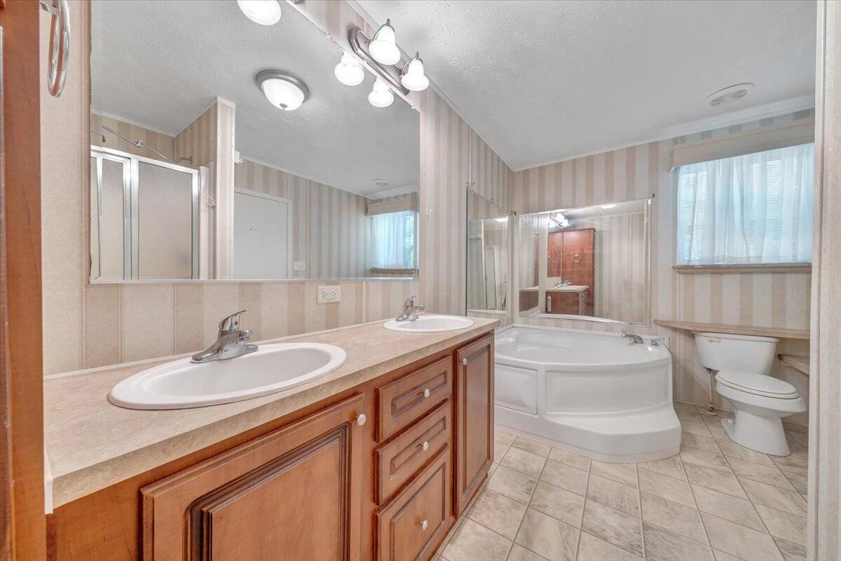 460 White Oak RD - Photo 32