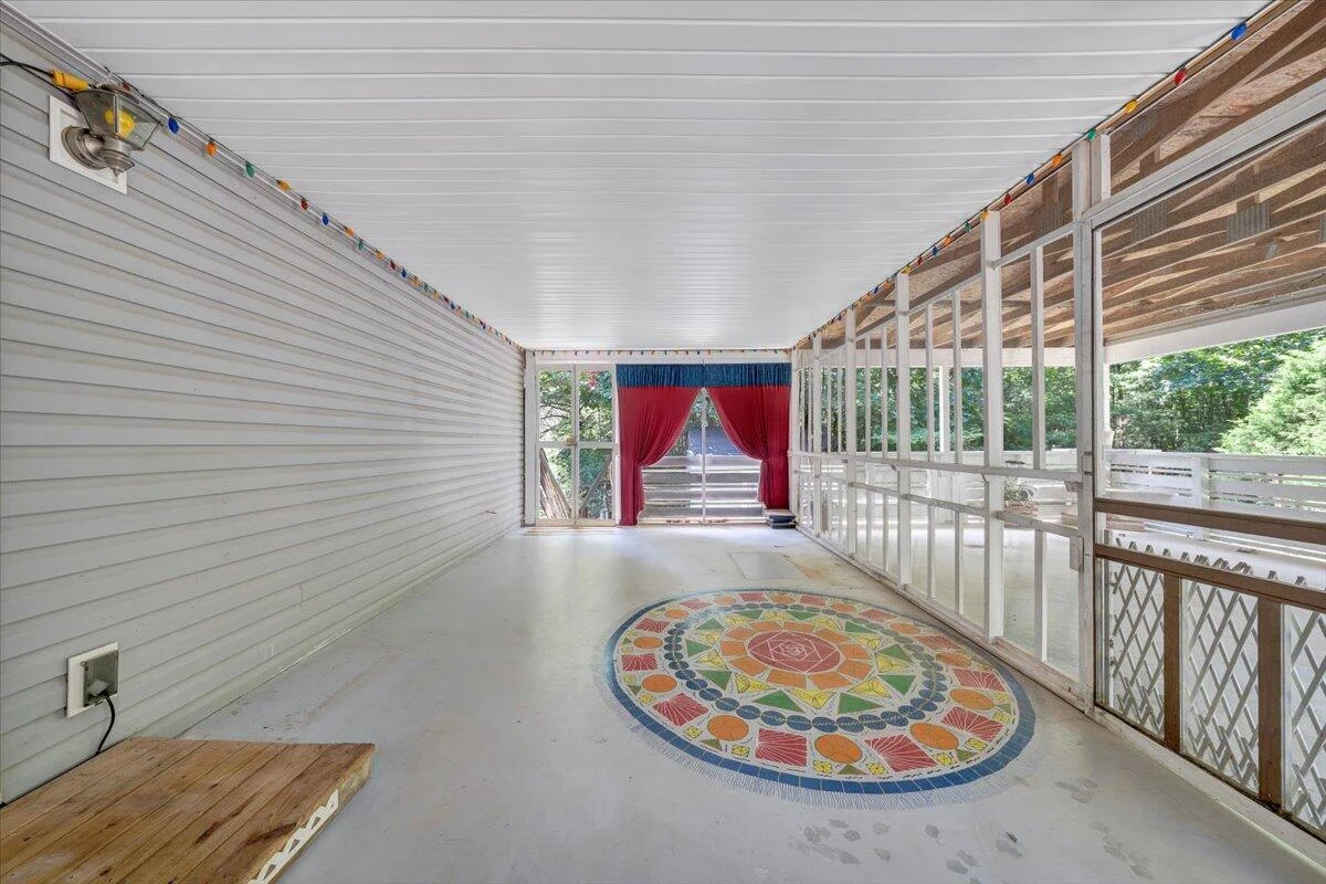 460 White Oak RD - Photo 34