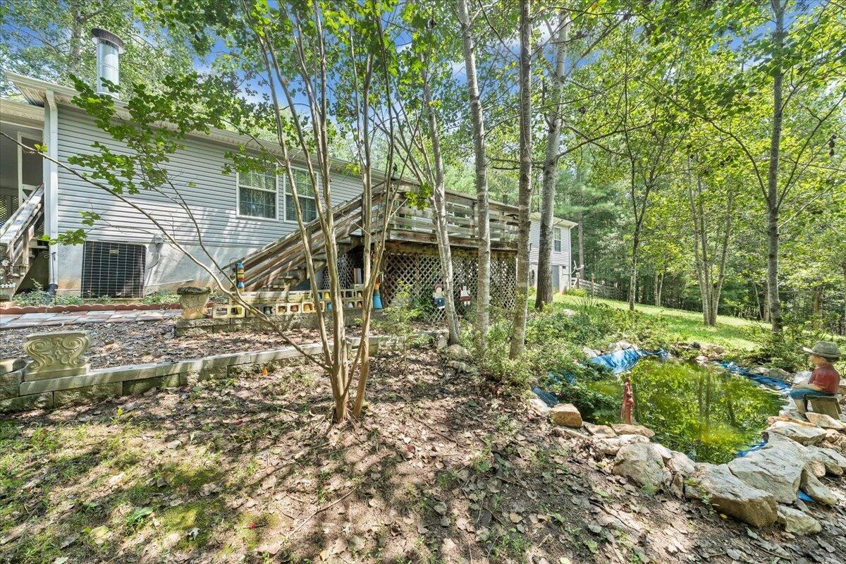 460 White Oak RD - Photo 40