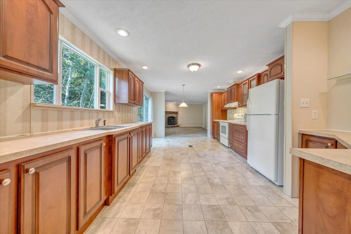 460 White Oak RD - Photo 9