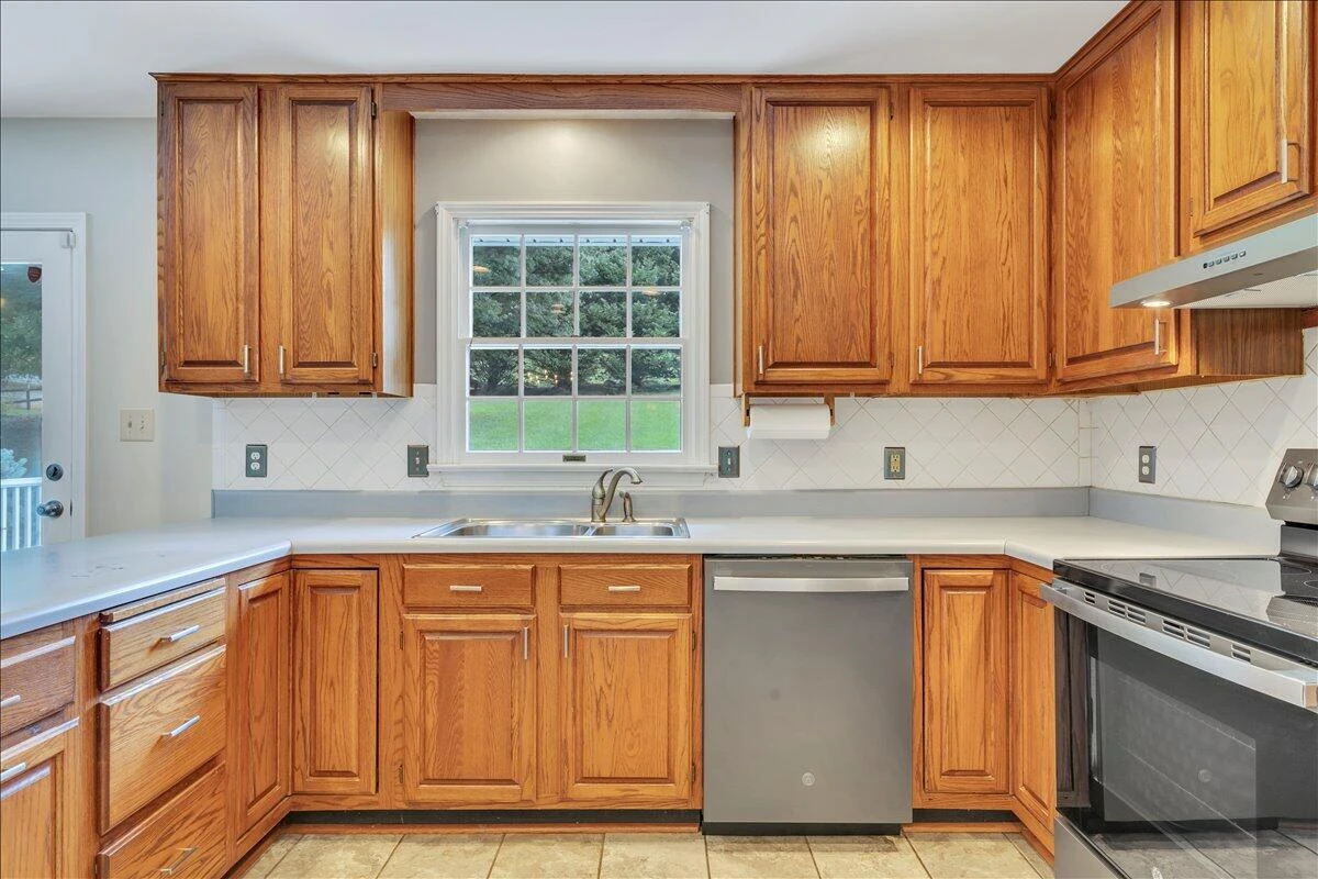 2424 Olde Salem DR - Photo 19