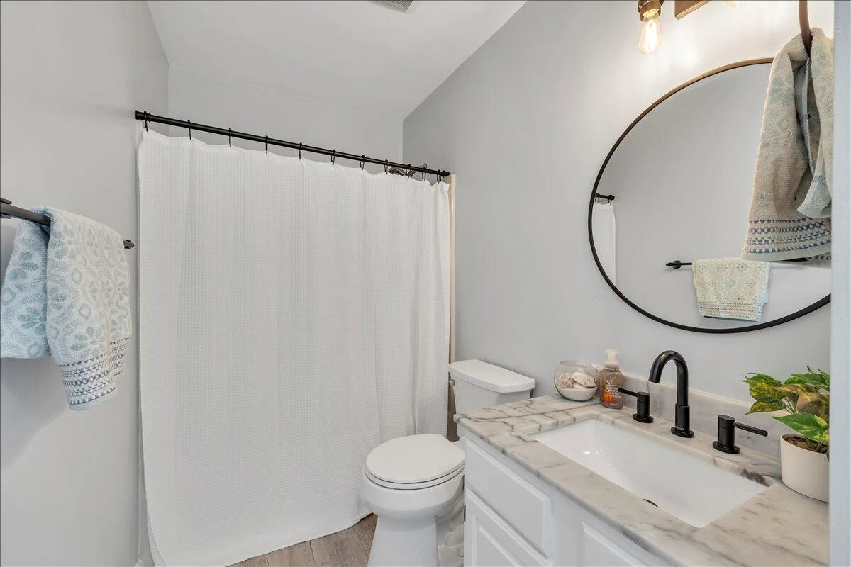 2424 Olde Salem DR - Photo 40
