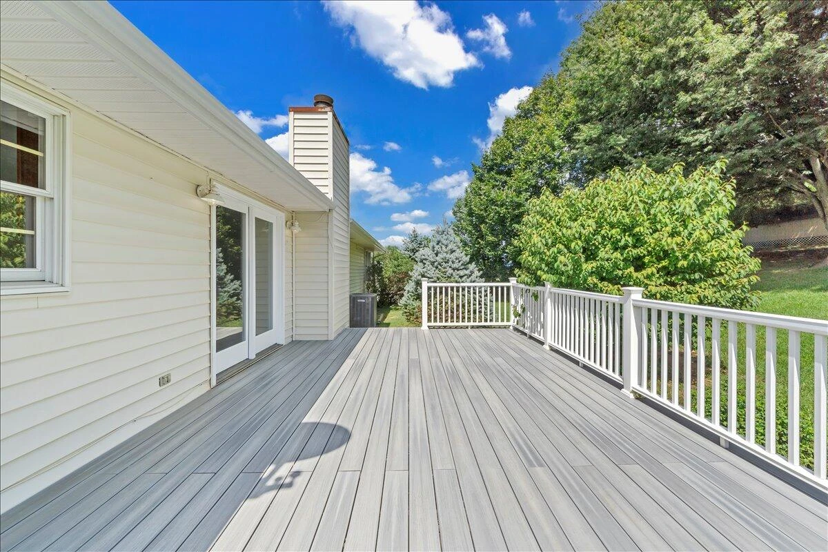 2424 Olde Salem DR - Photo 49