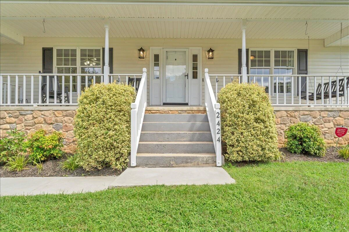 2424 Olde Salem DR - Photo 74