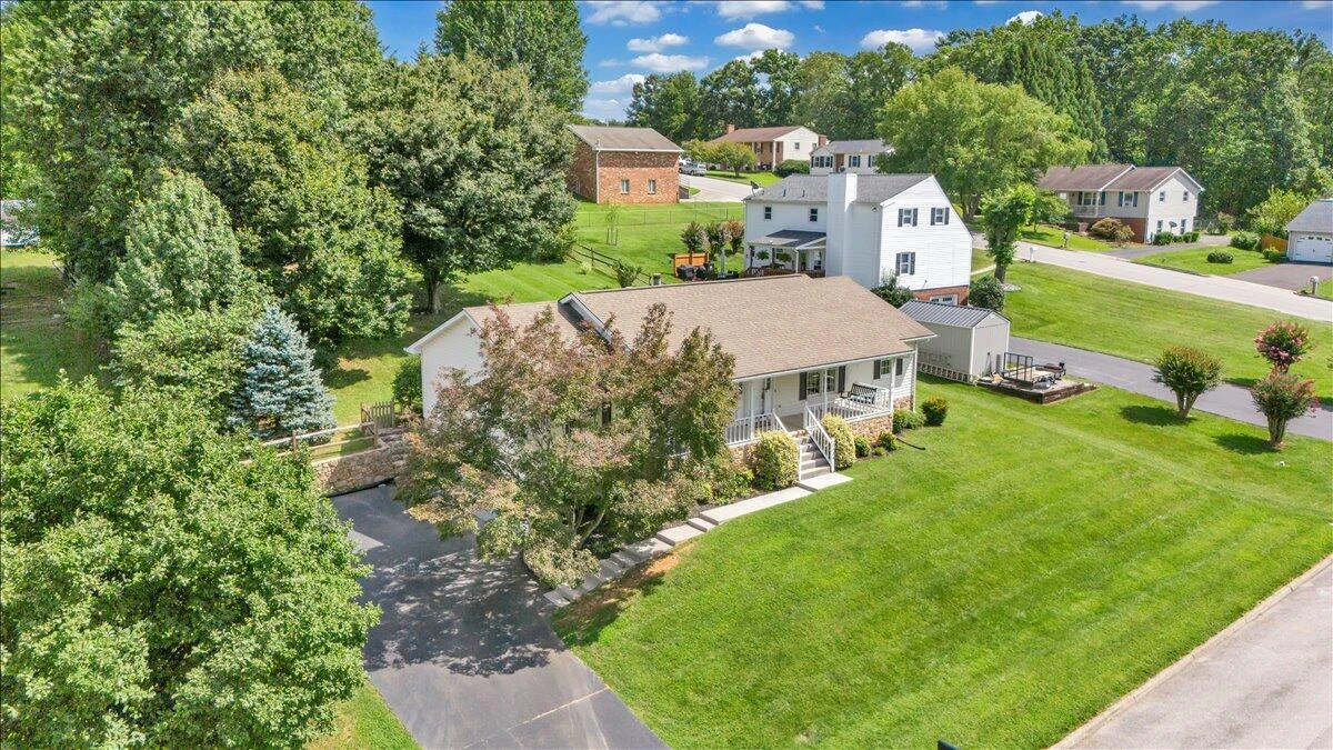 2424 Olde Salem DR - Photo 83