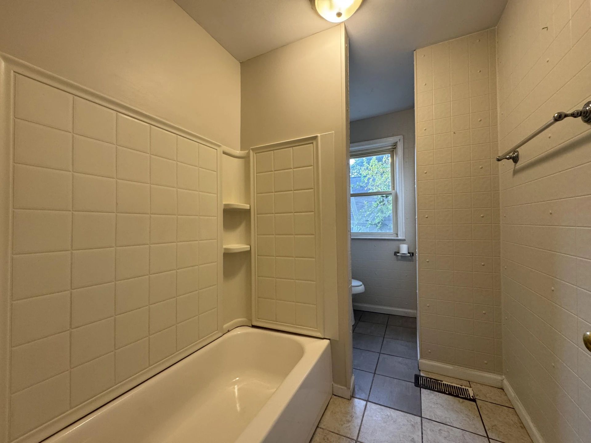 403 Liberty RD NE - Photo 16