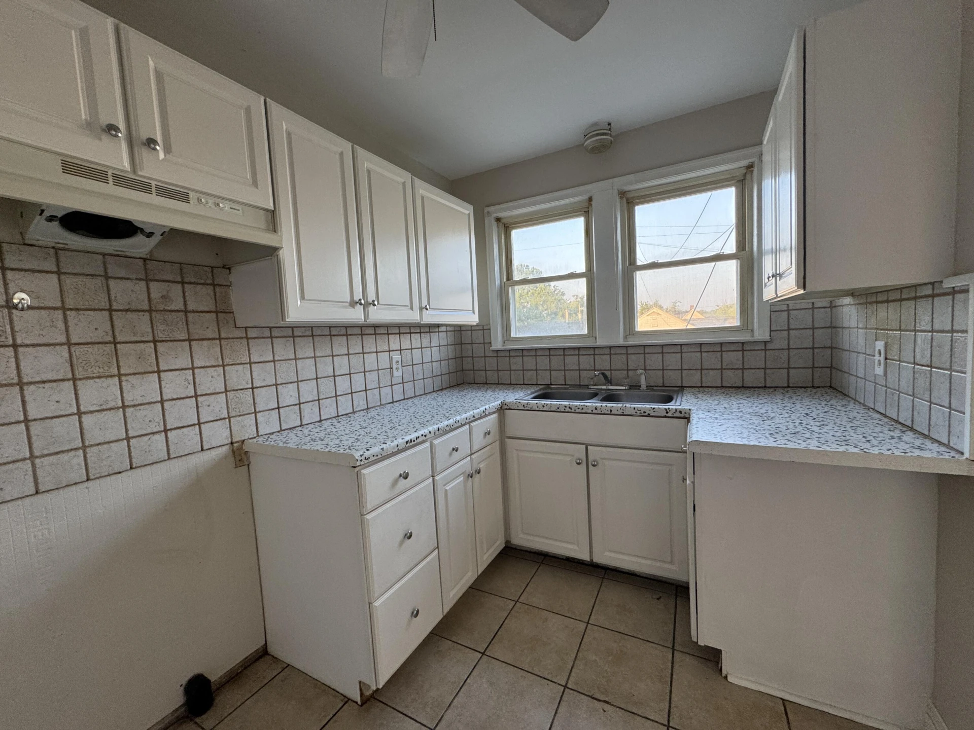 403 Liberty RD NE - Photo 8