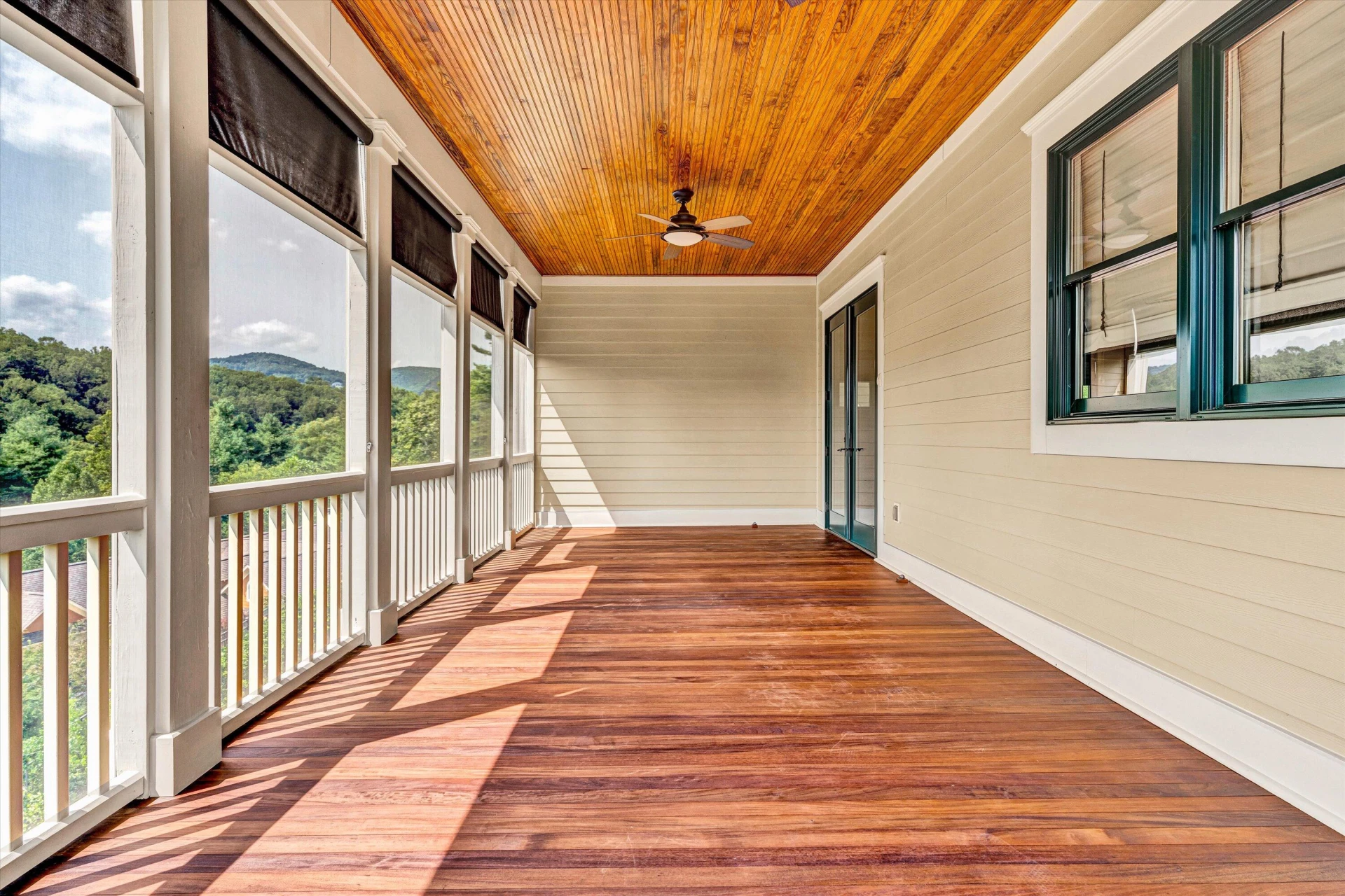 6060 Roycroft DR - Photo 25