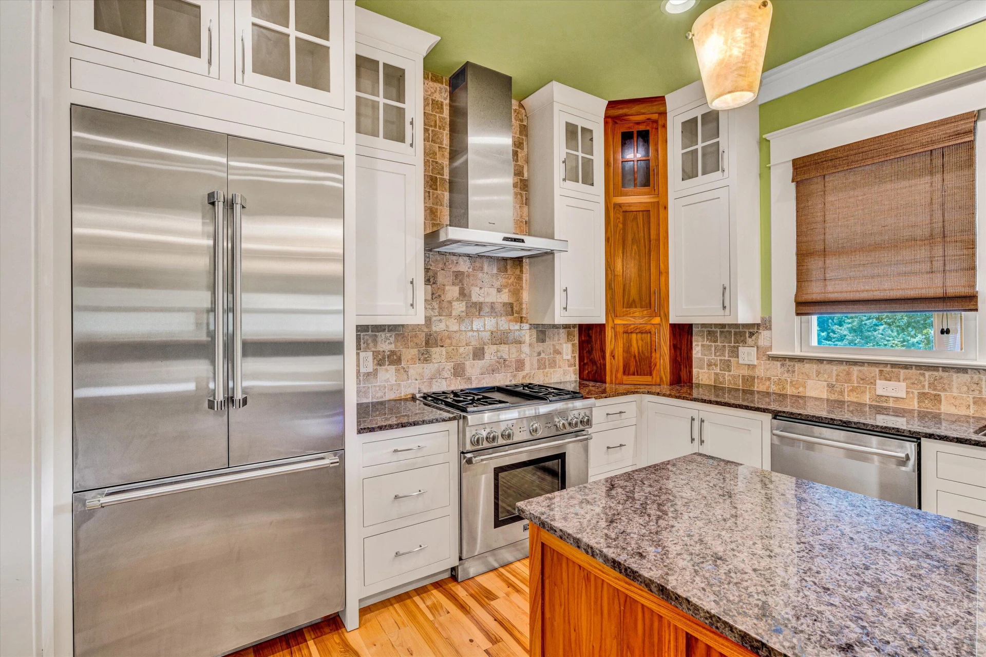 6060 Roycroft DR - Photo 33