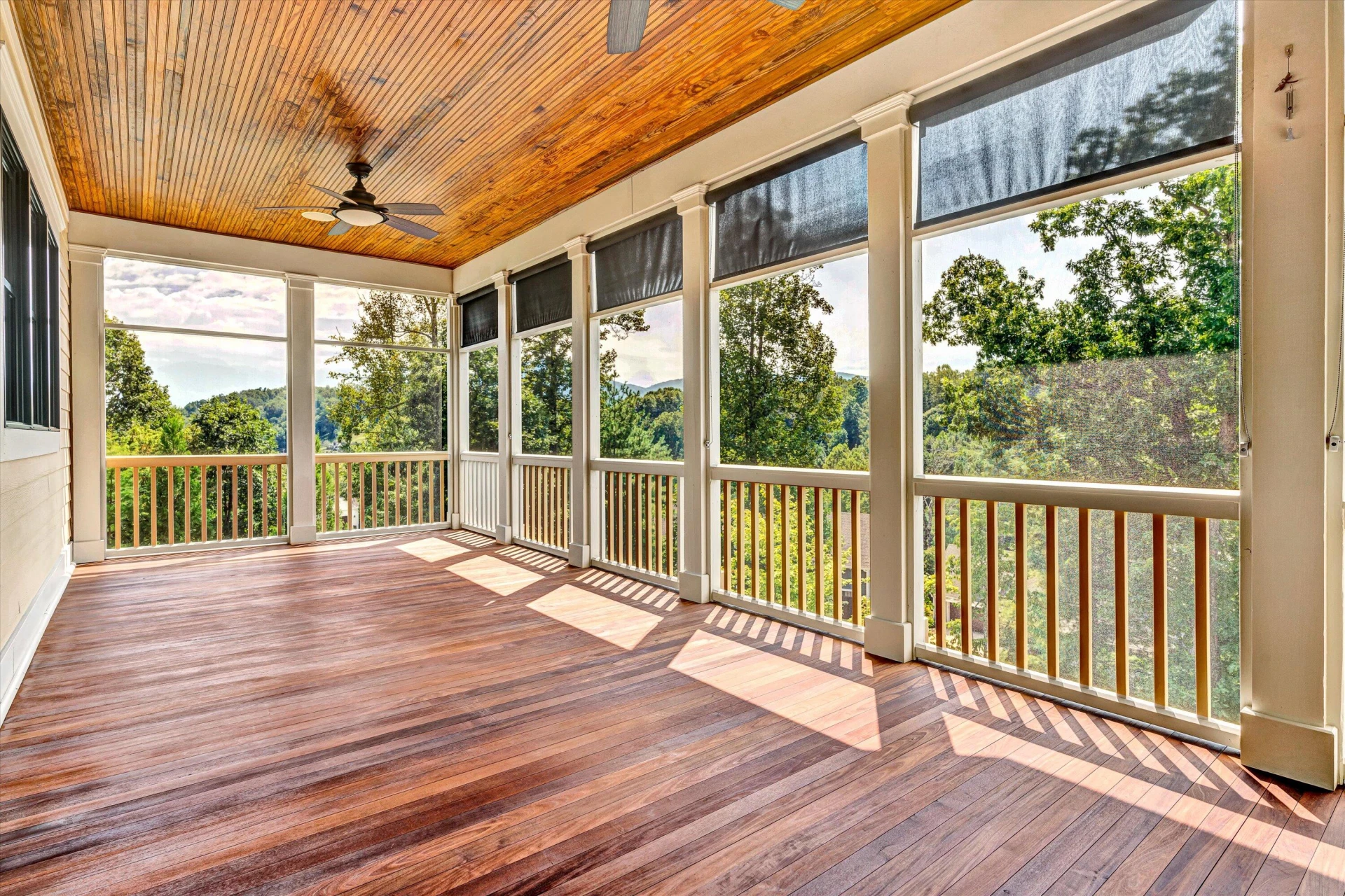 6060 Roycroft DR - Photo 5