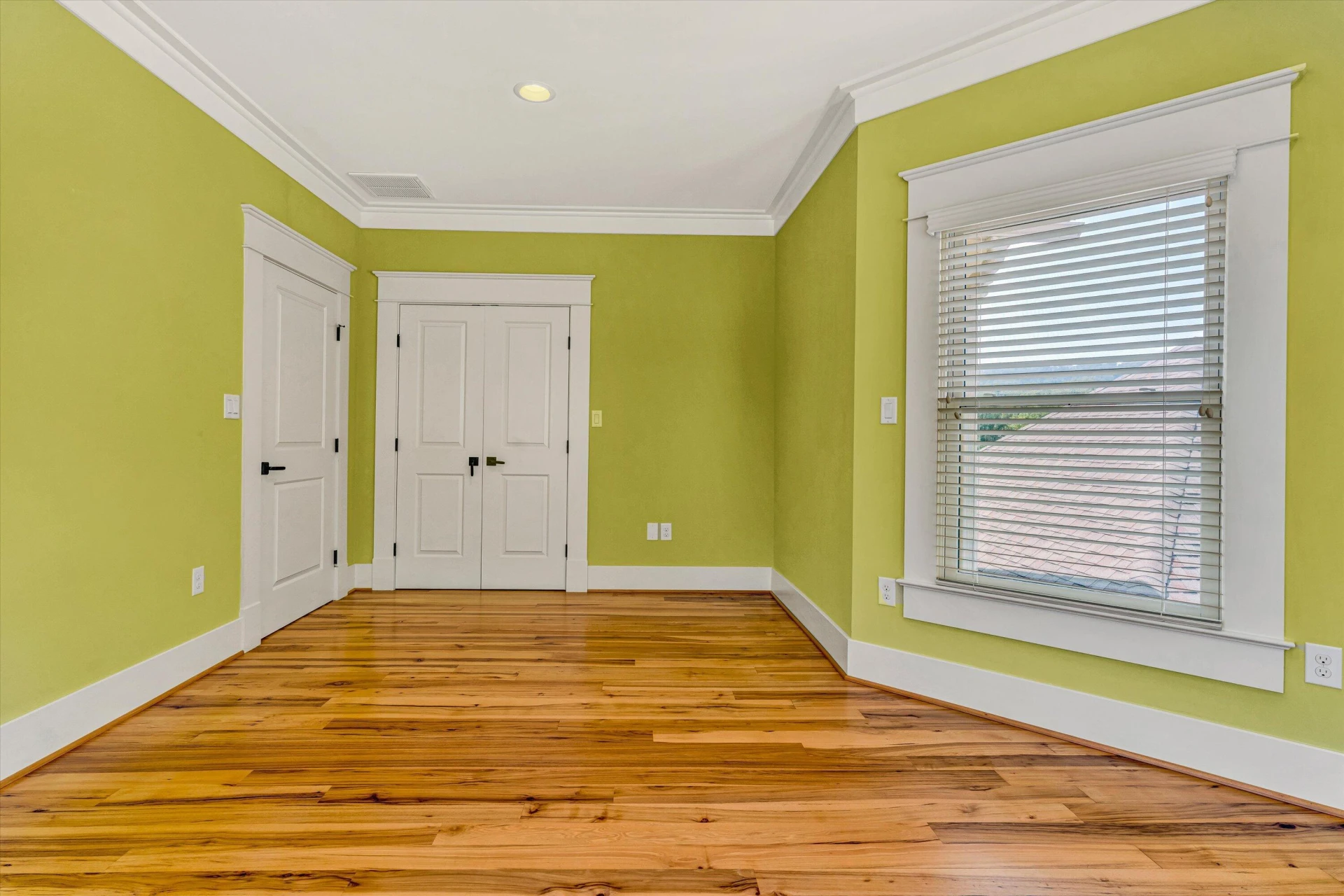 6060 Roycroft DR - Photo 52
