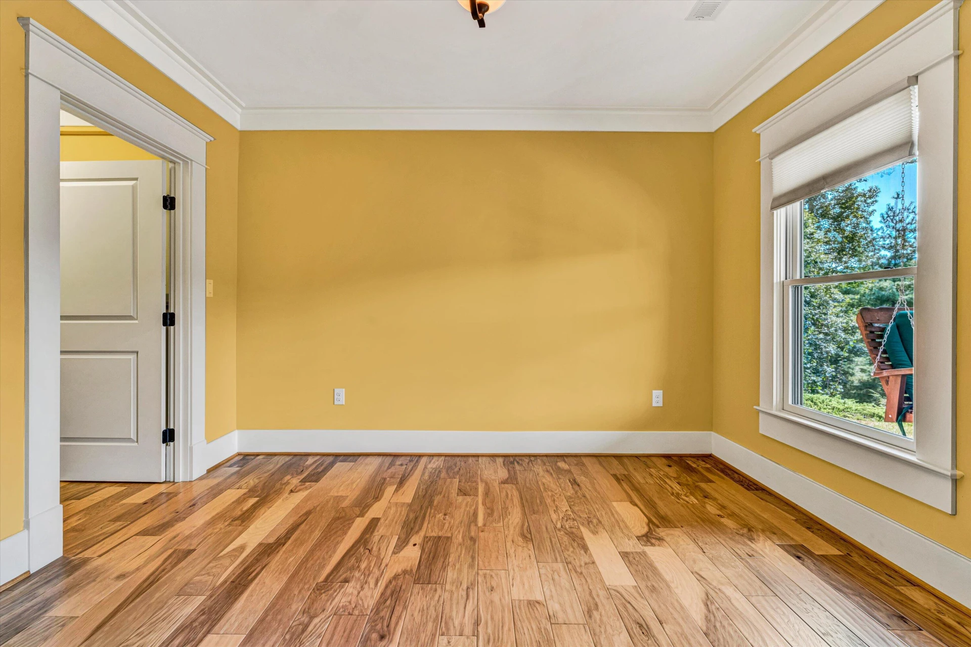 6060 Roycroft DR - Photo 61