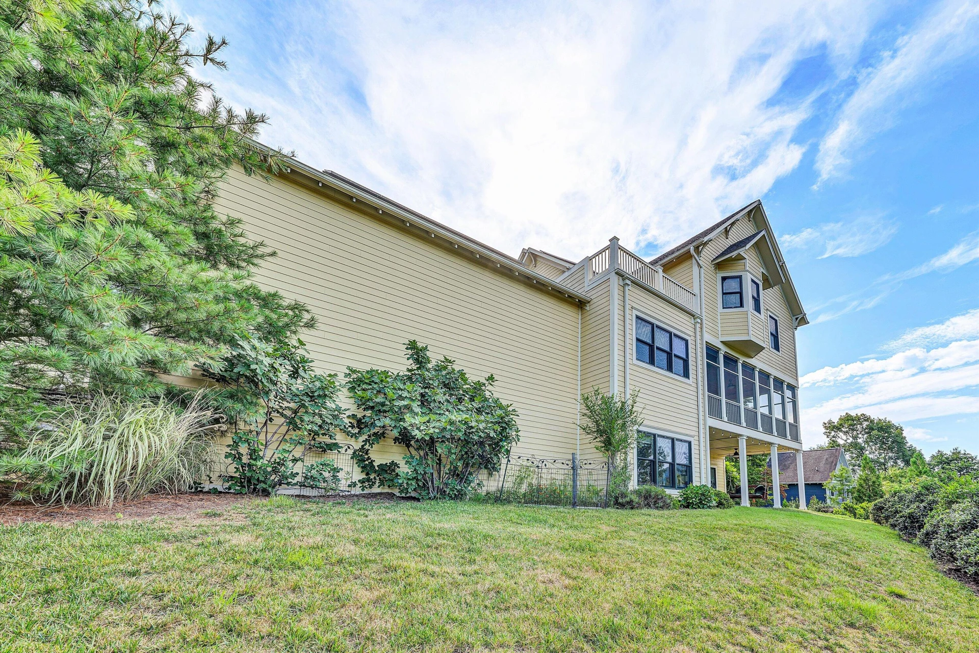 6060 Roycroft DR - Photo 70