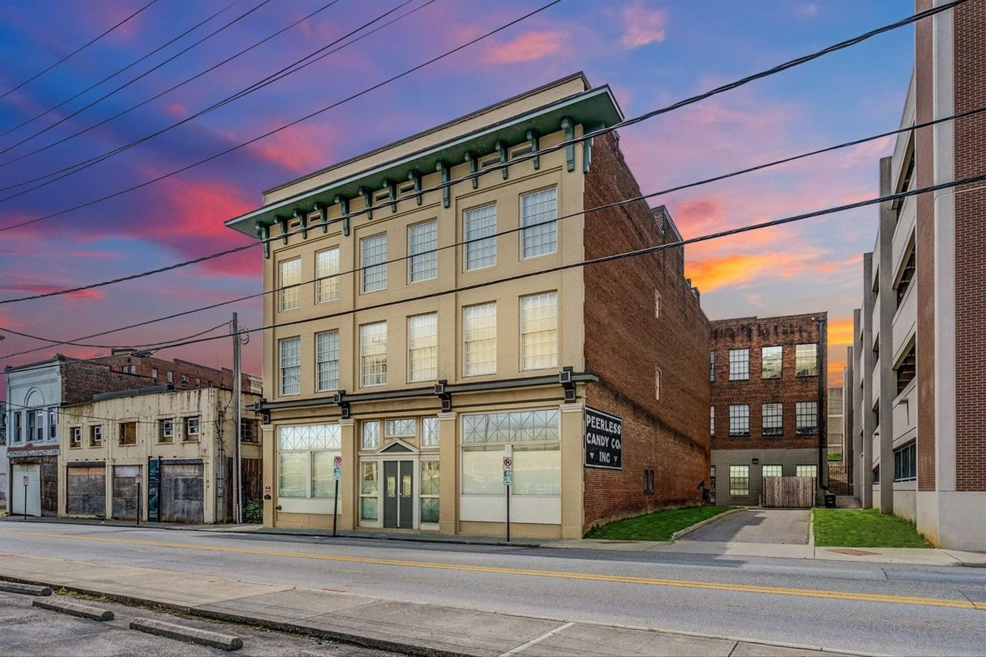 324 Salem AVE #304