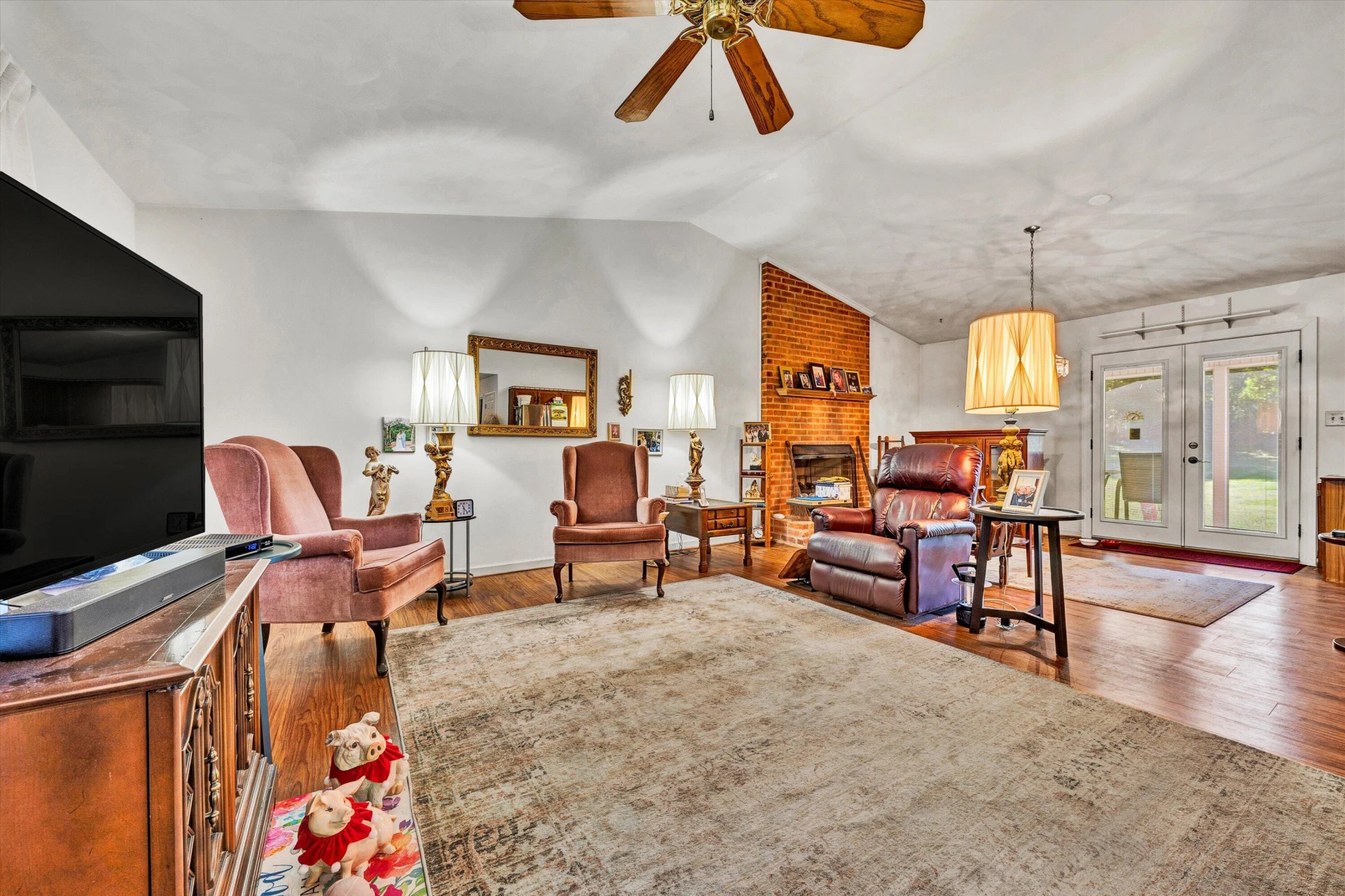 573 Crestland DR - Photo 18