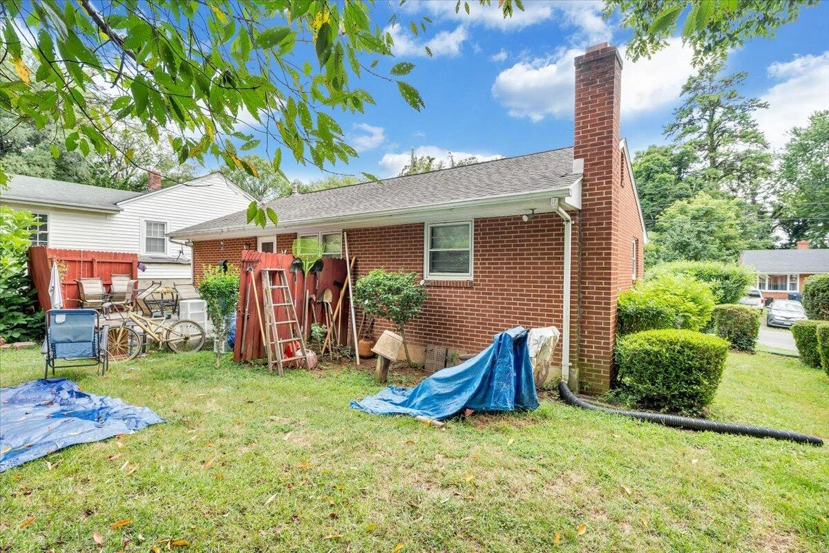 4133 Fielding AVE NW - Photo 23