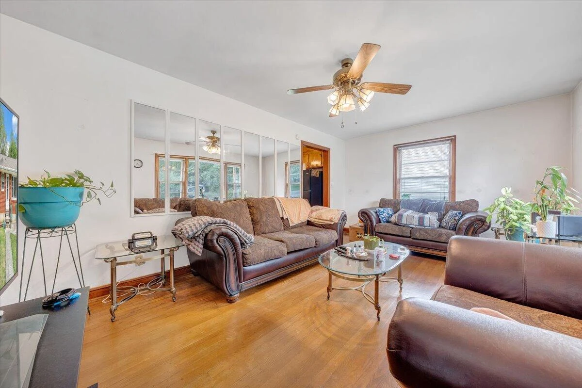 4133 Fielding AVE NW - Photo 3