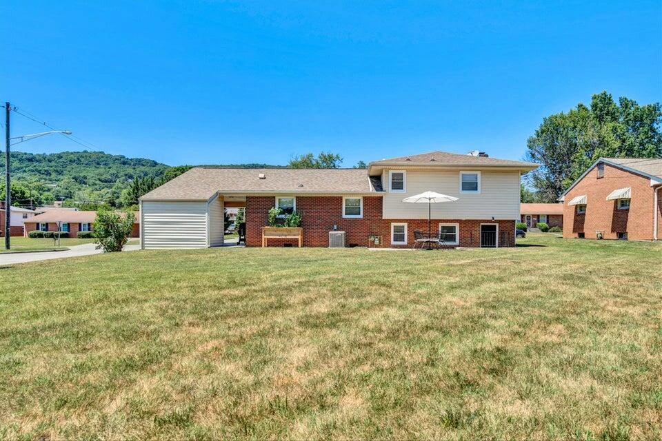 1434 NARCISSUS ST - Photo 21