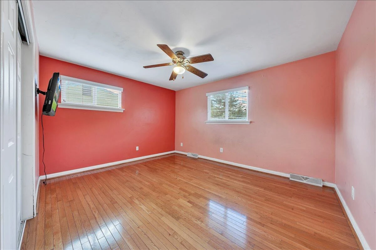 3728 Hyde Park DR - Photo 22