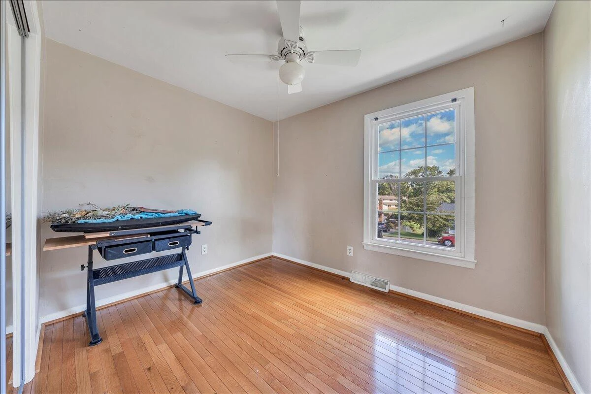 3728 Hyde Park DR - Photo 24