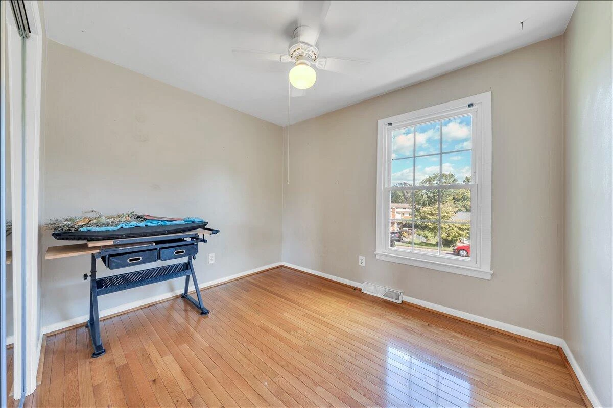 3728 Hyde Park DR - Photo 25