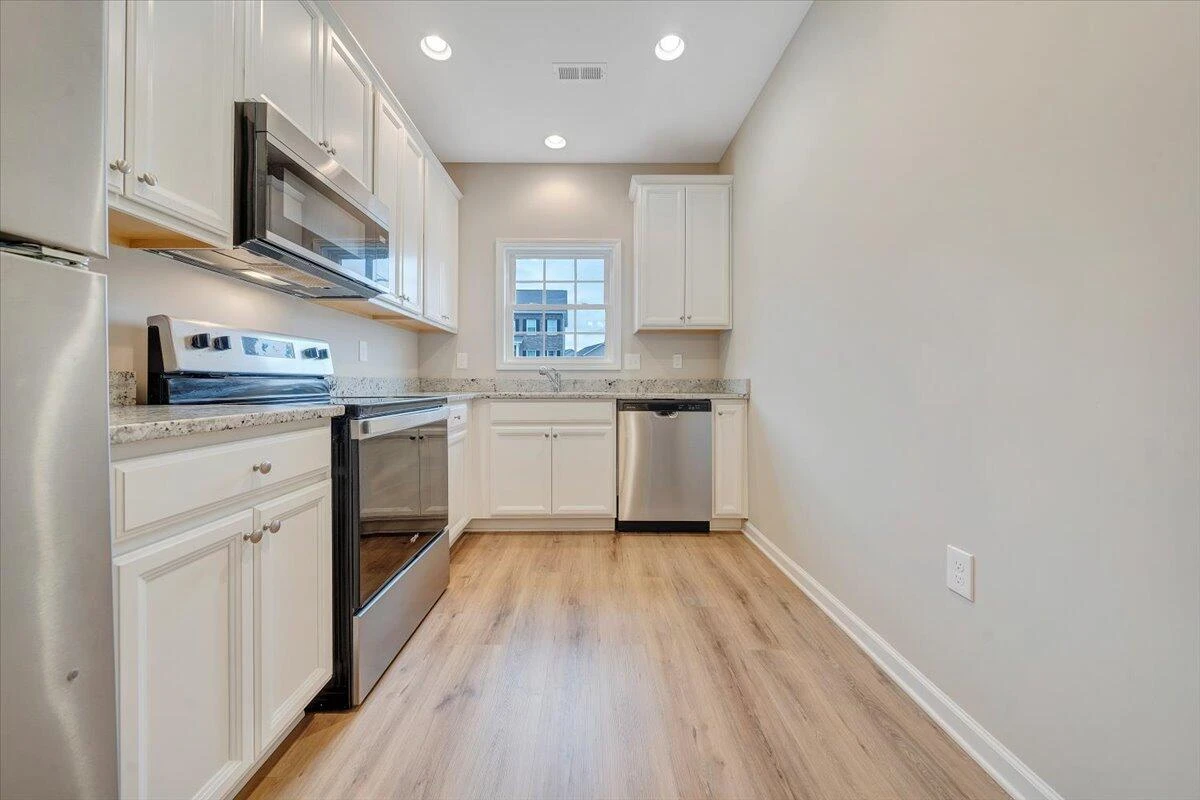 5695 Huntridge RD - Photo 10