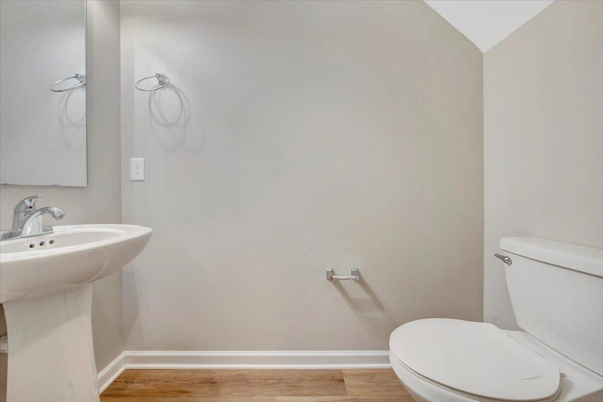 5695 Huntridge RD - Photo 13