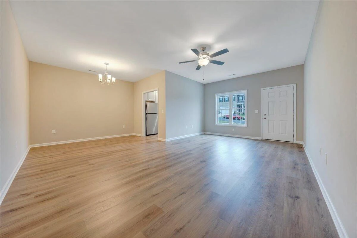5695 Huntridge RD - Photo 4