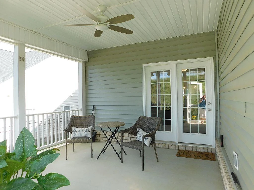 2750 Russlen DR - Photo 31