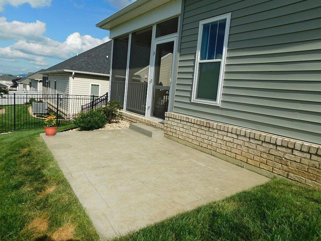 2750 Russlen DR - Photo 33
